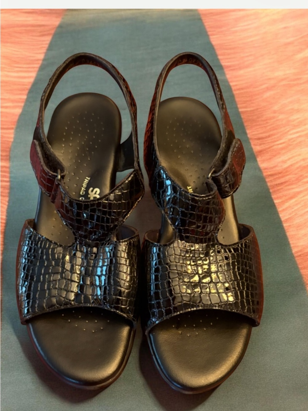 SAS Suntimer Black Croc Embossed Leather Slingback Sandals Size 9.5